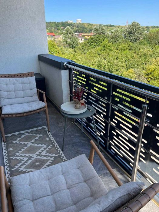 Vanzare apartament 3 camere