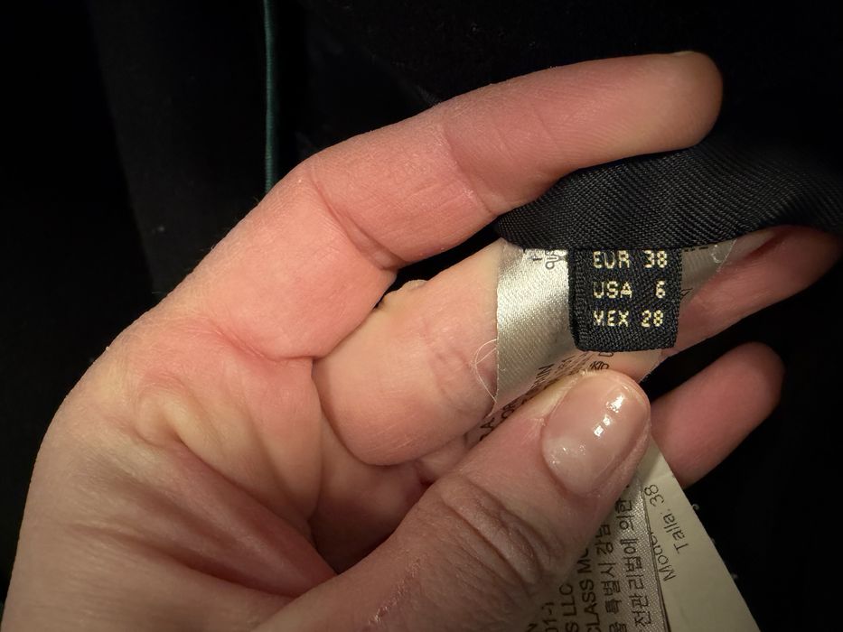 Късо дамско яке Massimo Dutti – вълна, черно, EU 38