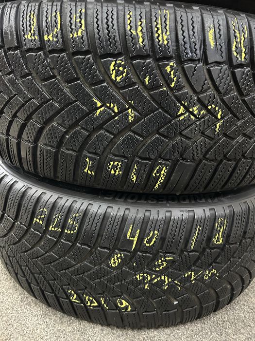225/40/18 4 бр Зимни  Bridgestone
