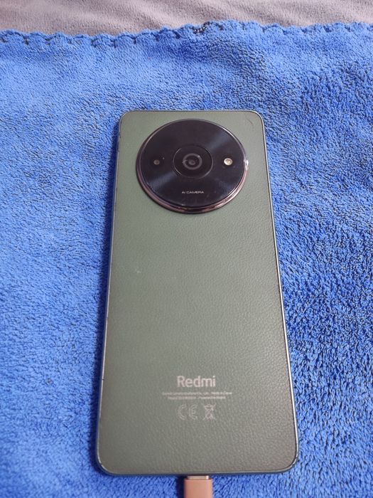 Redmiy.  A 03 telfon