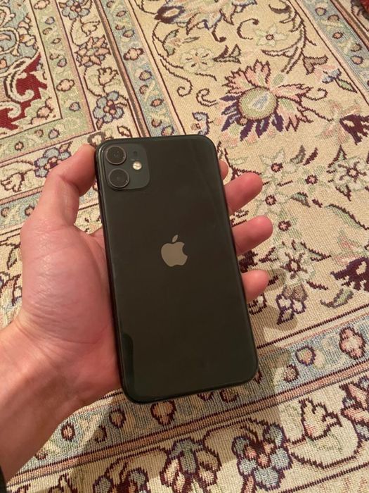 Айфон 11 64гб срочн
