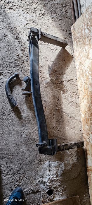 Фаркоп audi Q7..