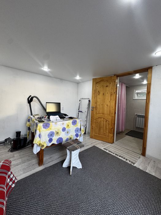 Продается очень ухоженный дом с баней