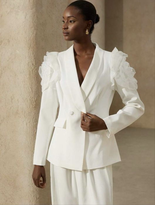 Елегантно дамско сако