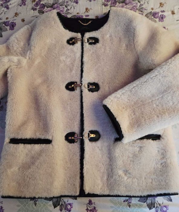 Ново бяло пухкаво яке