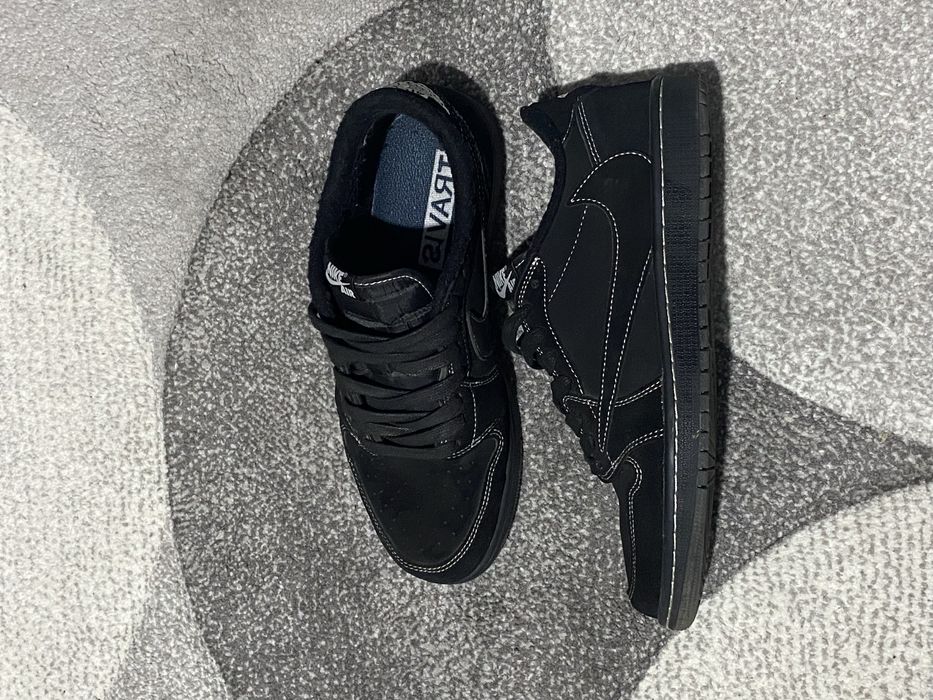 Jordan 1 Low Travis Scott Phantom