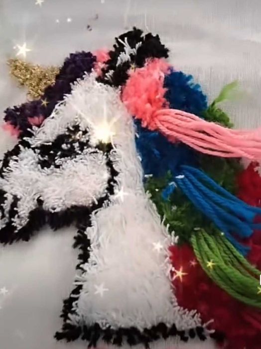 Плетени бродирани картини