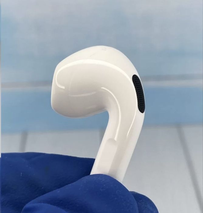 AirPods 4 без ANC левый и правый новый оригинал А3050/А3053