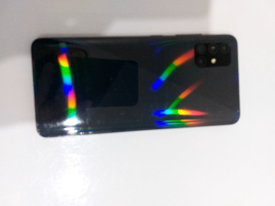 Продам Самсунг А 51