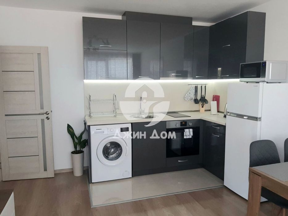 Продава се Двустаен апартамент в Бургас, Сарафово - 60 кв.м за 2775 €/кв.м - Снимка #1
