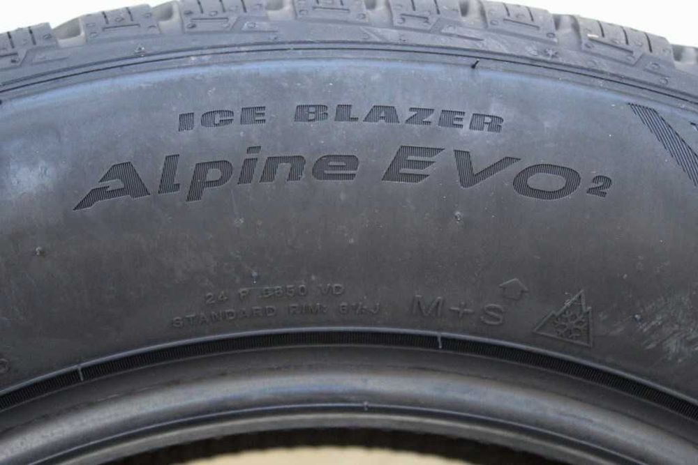 Anvelope iarna noi 215/60R17 100V, XL, EV, Sailun, DOT 2026