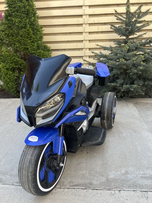 Vand motocicleta electrica