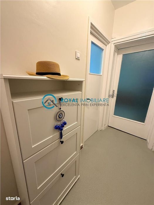 Royal Imobiliare - Inchiriere apartament 3 camere zona Democratiei