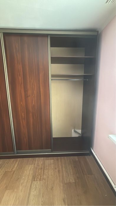 Продам шкаф-купе