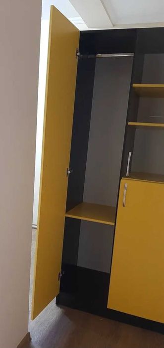 Офисный шкаф б/у