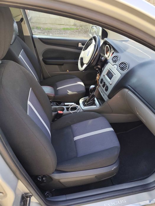 Форд фокус Мк2 2010