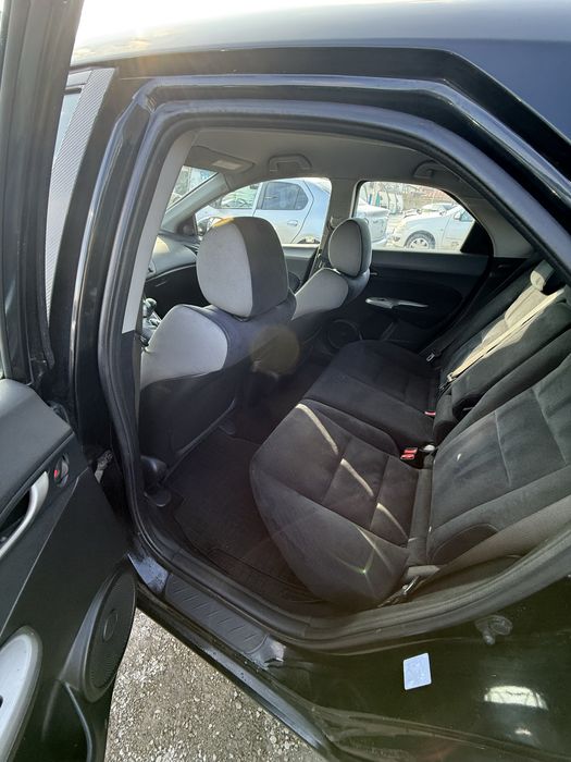 Honda Civic 8 Hatchback
