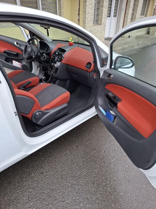 Opel corsa D cutie automata