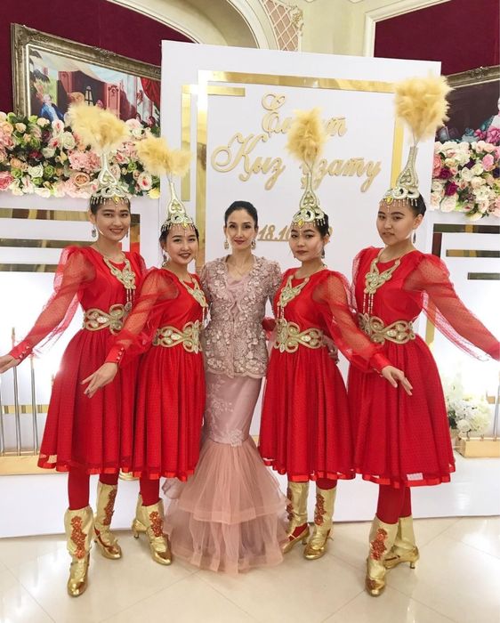 Национальные костюмы