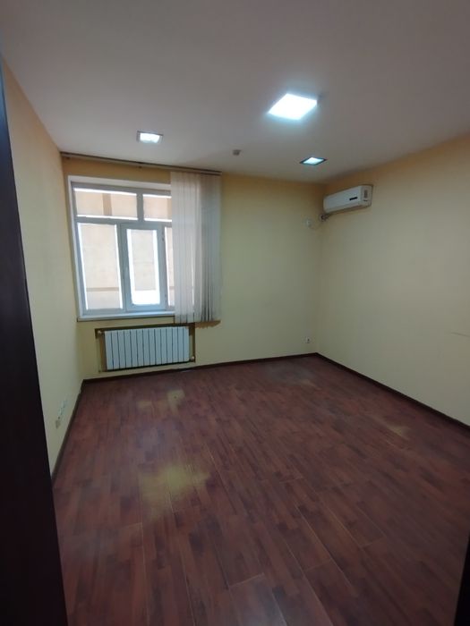 Сдается в аренду 1-этаж офис