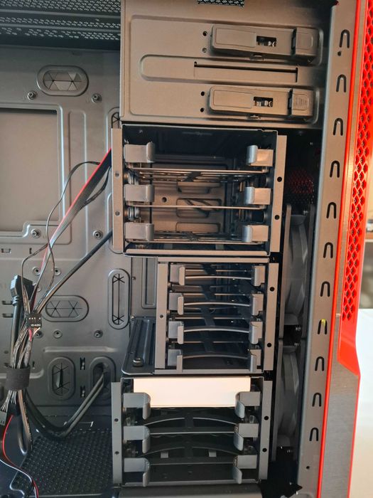 Кутия за компютър SuperChassis GS5B-000R нова