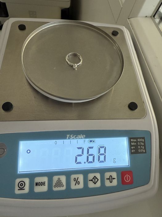 Inel Dama cu Diamante naturale si aur de 18k