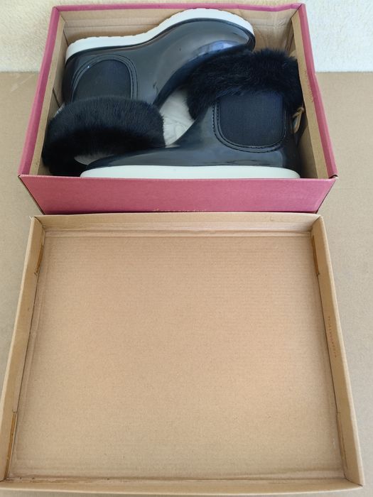 Cizme de ploaie din cauciuc imblanite