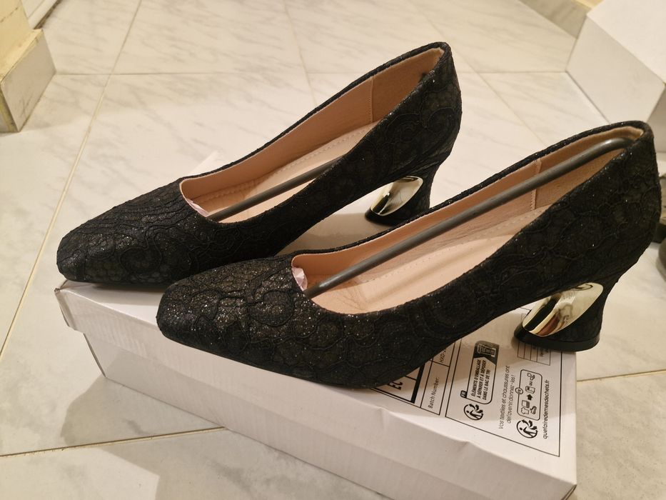 Обувки за различни поводи