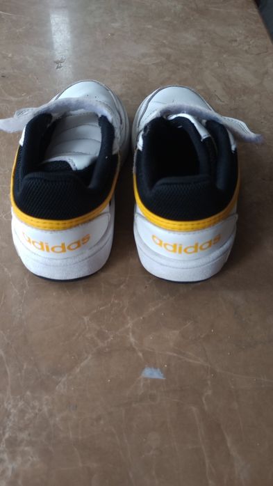 Adidas mărime 27