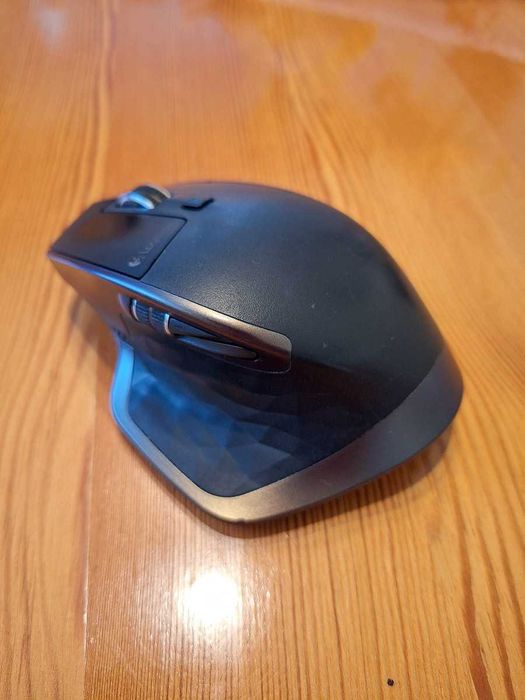 Logitech MX Master безжична Bluetooth мишка