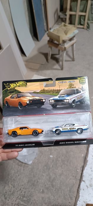 Hot wheels premium