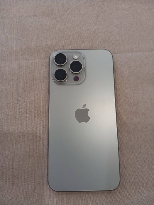 Iphone 15 pro max 256GB silver
