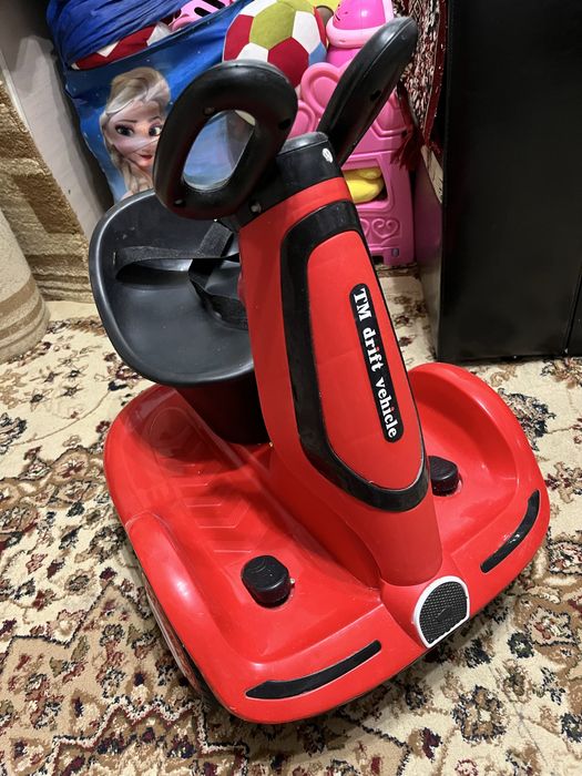 Электромобиль детский