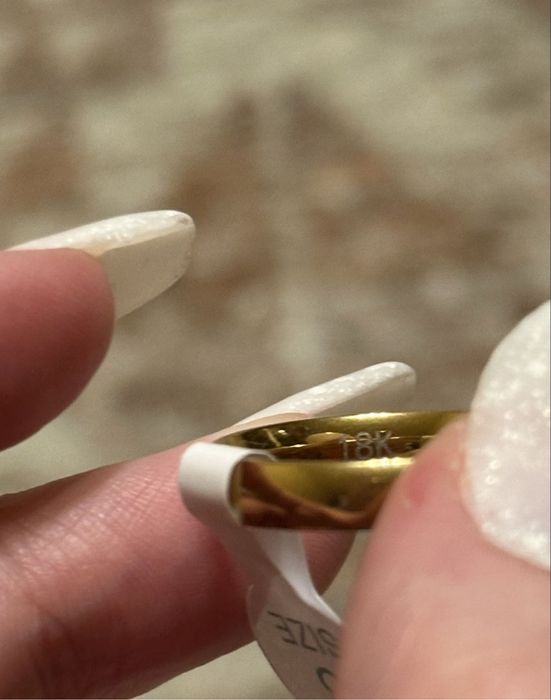 Inel aur 18K.
