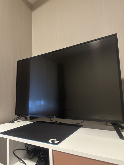 Телевизор LG 43LV300C, 43" (109.22 cm) Full HD LED TV, HDMI, USB