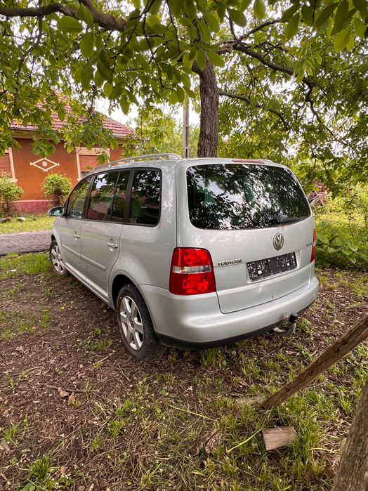 VW Touran 1.6 Benzină 122000 km reali automată