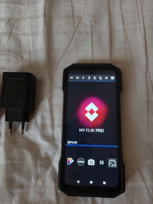 Телефон Армор 27T pro в гаранция.