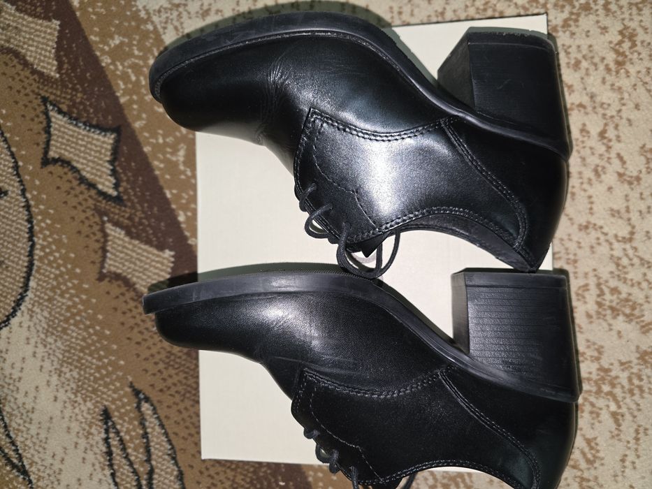 Дамски обувки Lasocki