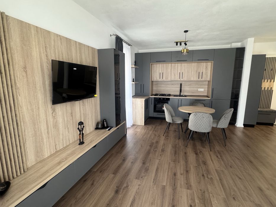 Proprietar :Apartament 2 camere Giroc - str Neptun- prima inchiriere