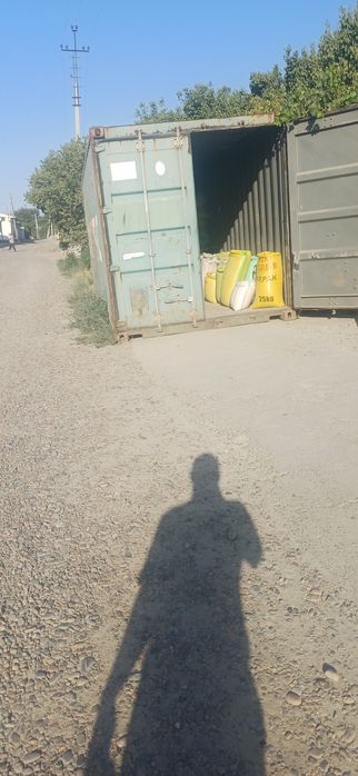 Kontiner sotiladi 6 metrlik