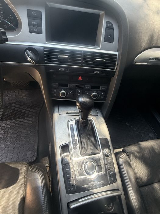 Audi A6 3.0 quattro 2008 pret fix