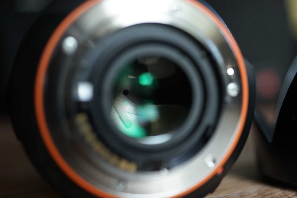 Объектив Sony SAL2875