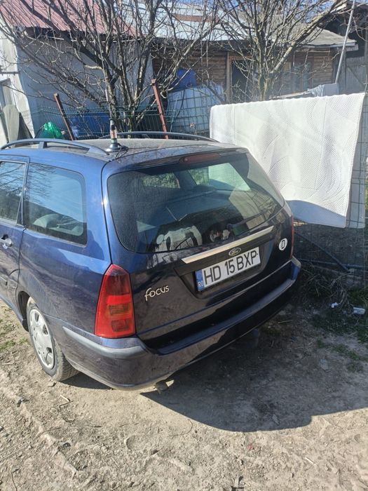 FORD Focus 2002 — imagine 3