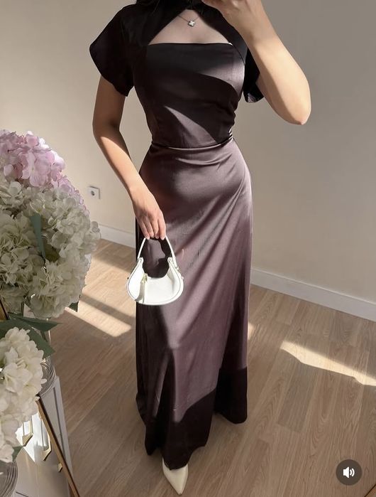 Вечернее платье