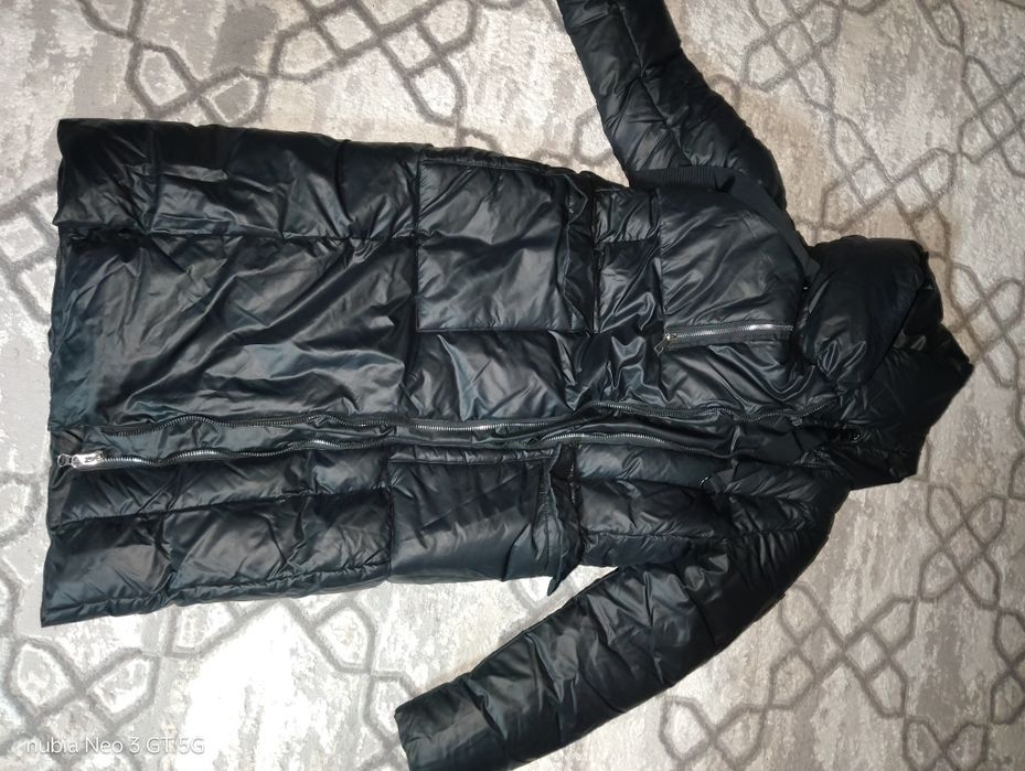 Продам куртки зимние