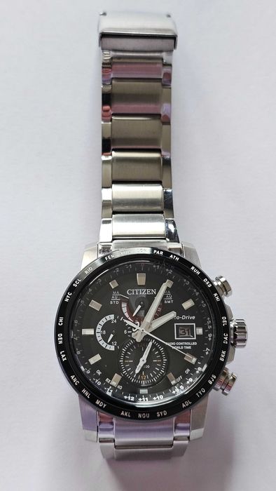 Mens CITIZEN Eco-Drive World Time Atomic Chrono. S Steel Watch H820