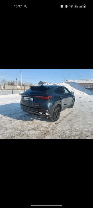 Продам Omoda С5 в отличном состоянии