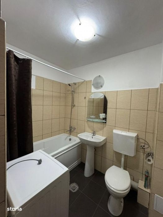 Apartament modern, zona centrala, etaj intermediar, lift