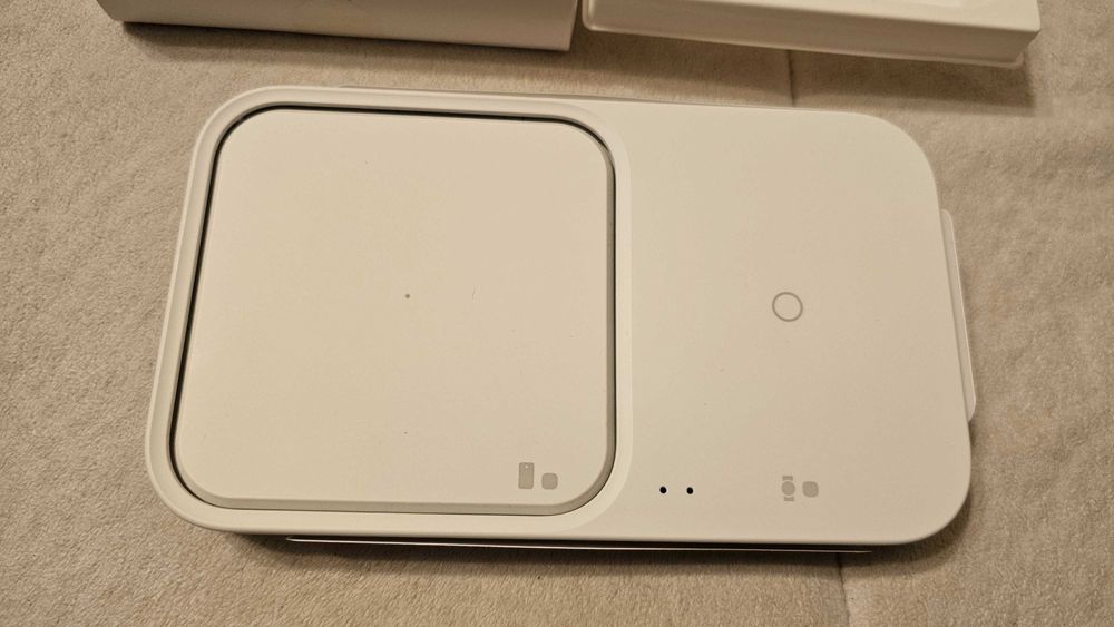 Безжично зарядно SAMSUNG Super Fast Wireless Charger Duo