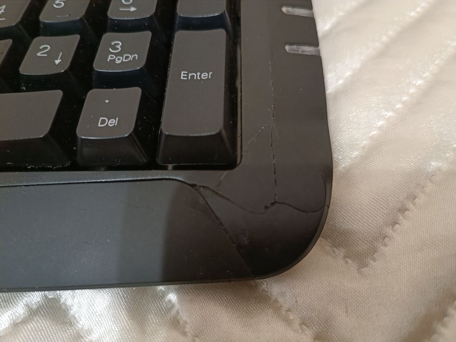 Геймърска клавиатура Hama